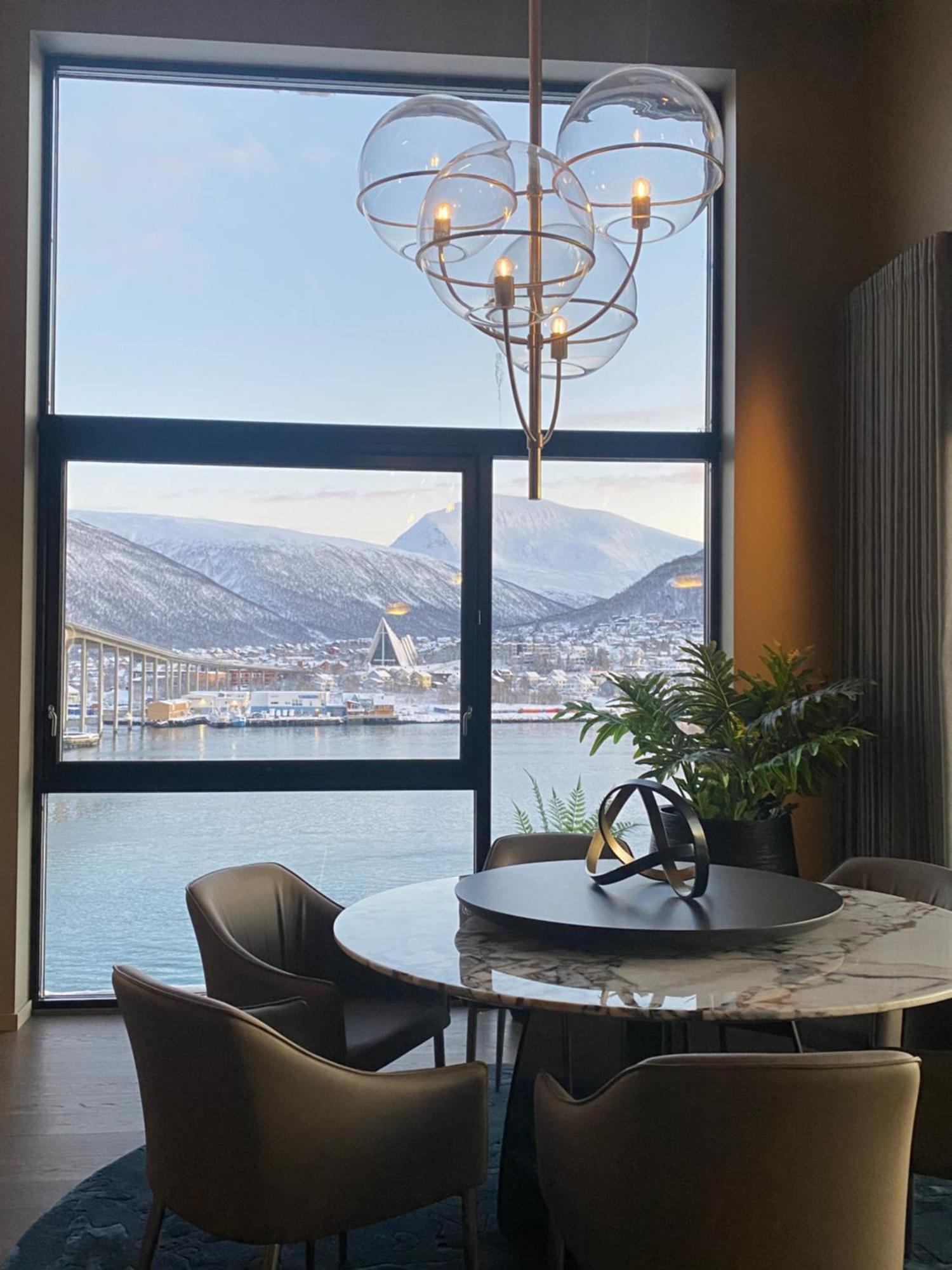 Vindlys Luxury Penthouse Apartment Tromsø Exteriör bild