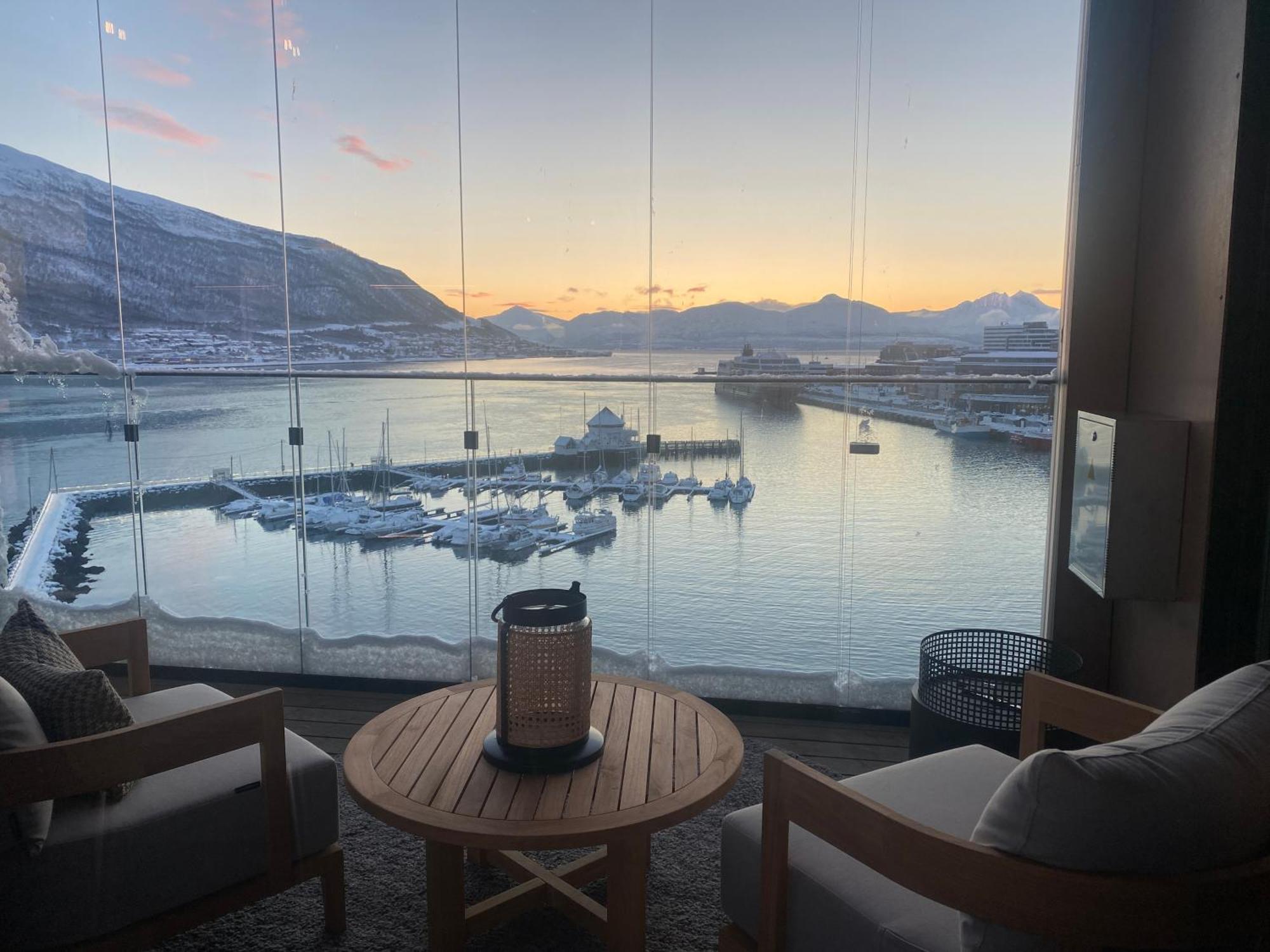 Vindlys Luxury Penthouse Apartment Tromsø Exteriör bild