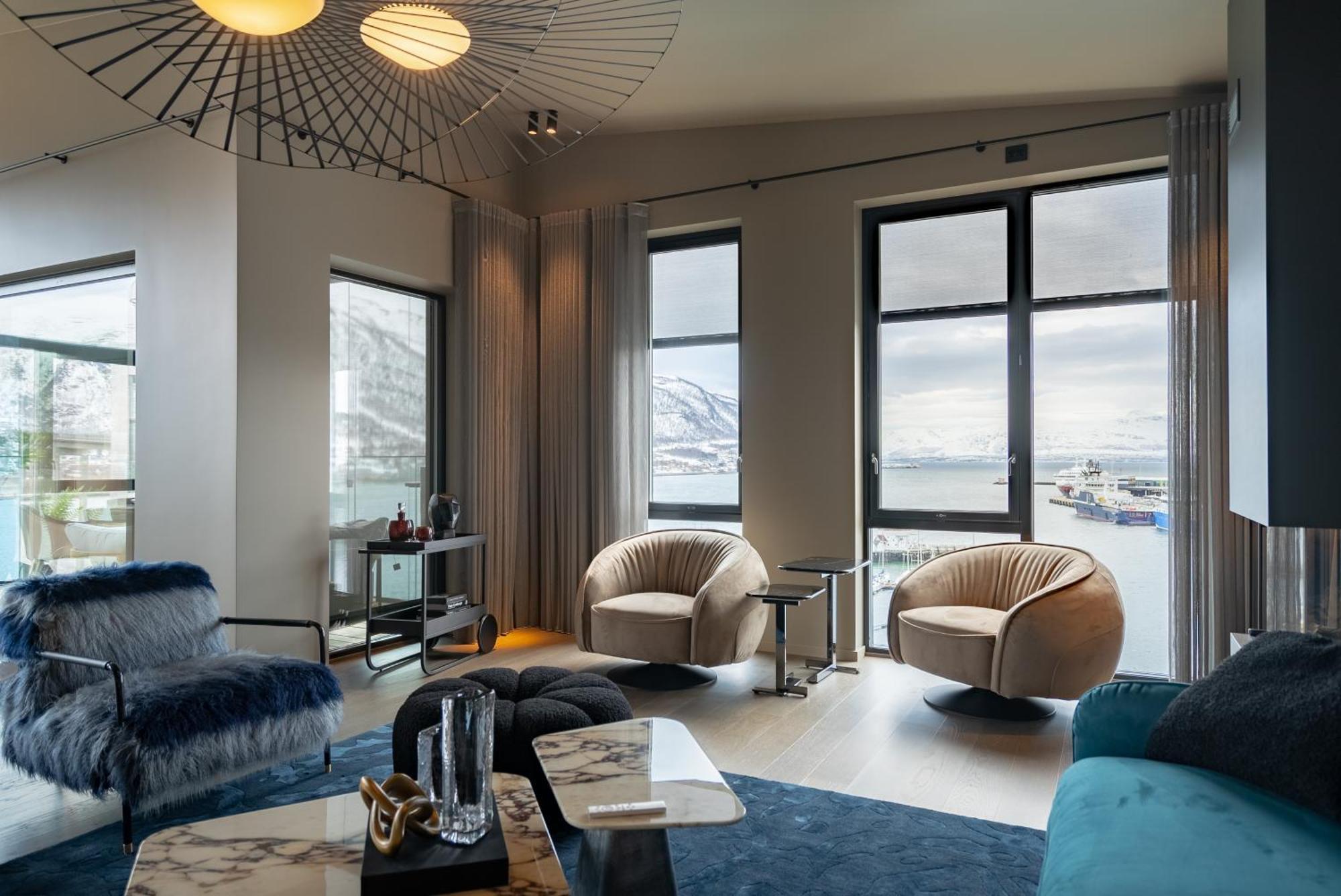 Vindlys Luxury Penthouse Apartment Tromsø Exteriör bild