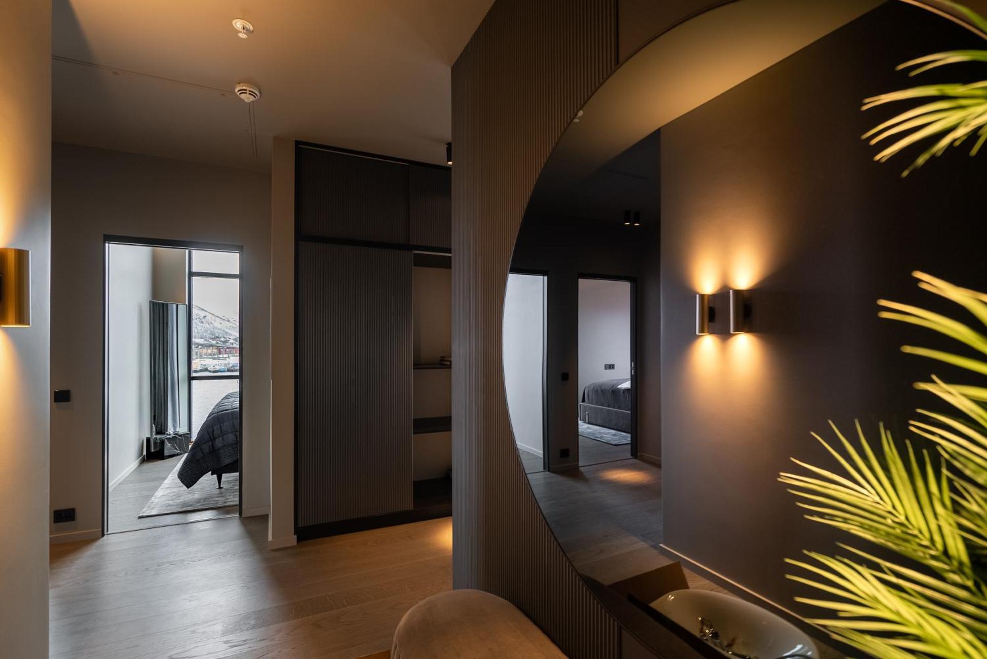 Vindlys Luxury Penthouse Apartment Tromsø Exteriör bild