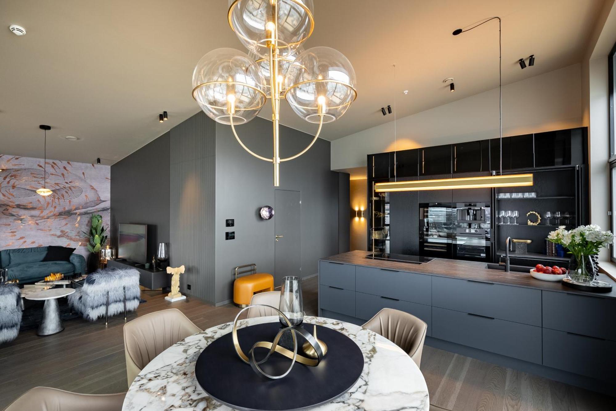 Vindlys Luxury Penthouse Apartment Tromsø Exteriör bild