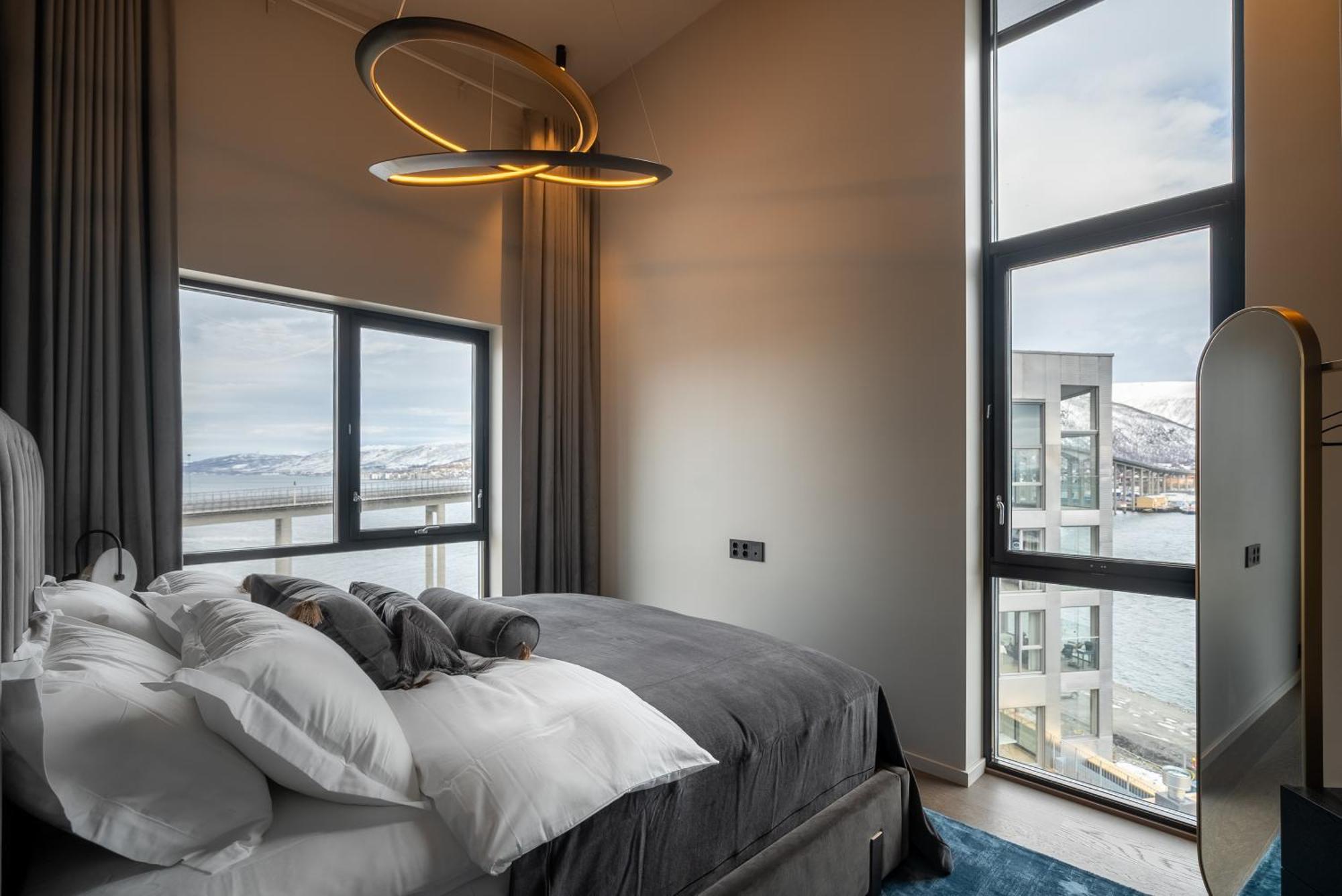 Vindlys Luxury Penthouse Apartment Tromsø Exteriör bild
