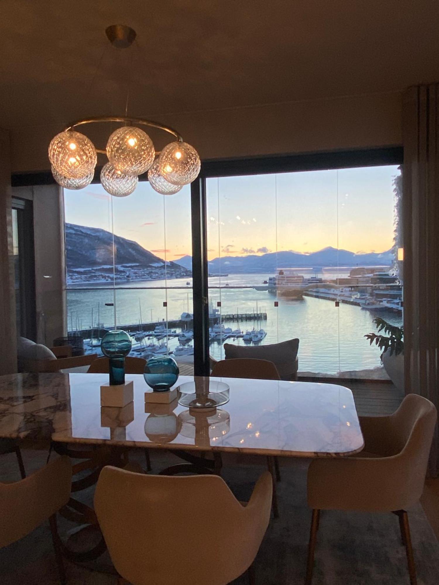 Vindlys Luxury Penthouse Apartment Tromsø Exteriör bild